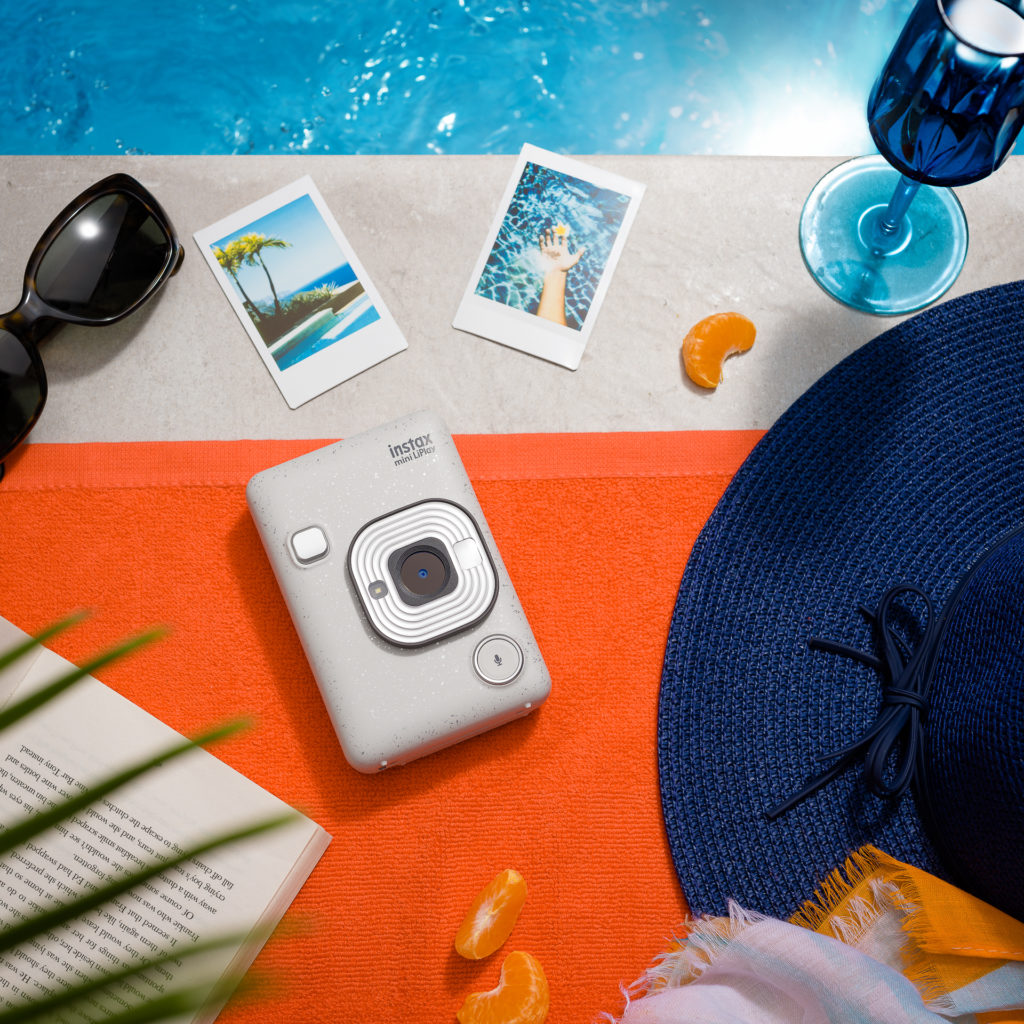 Tag dit instan mini LiPlay med til poolen og nyd solen